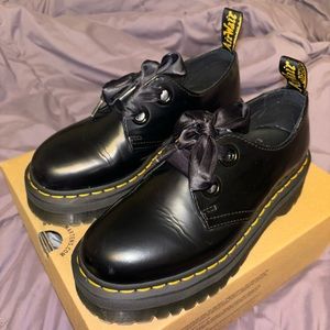 Dr. Marten Holly women’s leather platform shoe